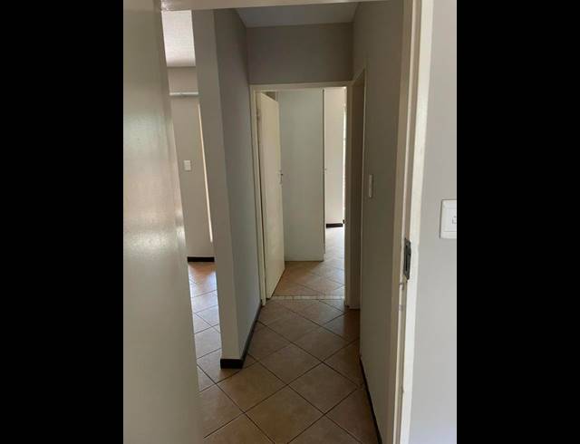 2 BEDROOM PROPERTY TO RENT IN MOOIKLOOF RIDGE ESTATE